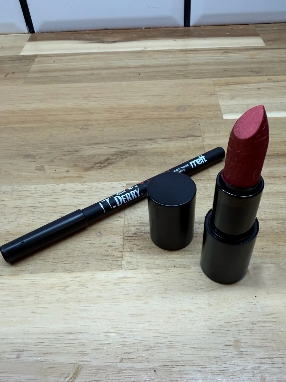 MELT Cosmetics Pennywise Metallic matte lipstick & Red Balloon lipliner